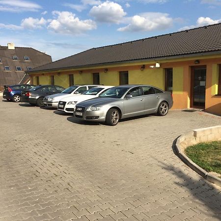 Hotel Pohadka Most Kültér fotó