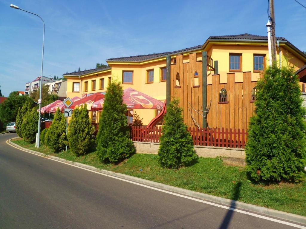 Hotel Pohadka Most Kültér fotó