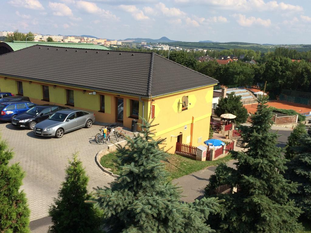 Hotel Pohadka Most Kültér fotó