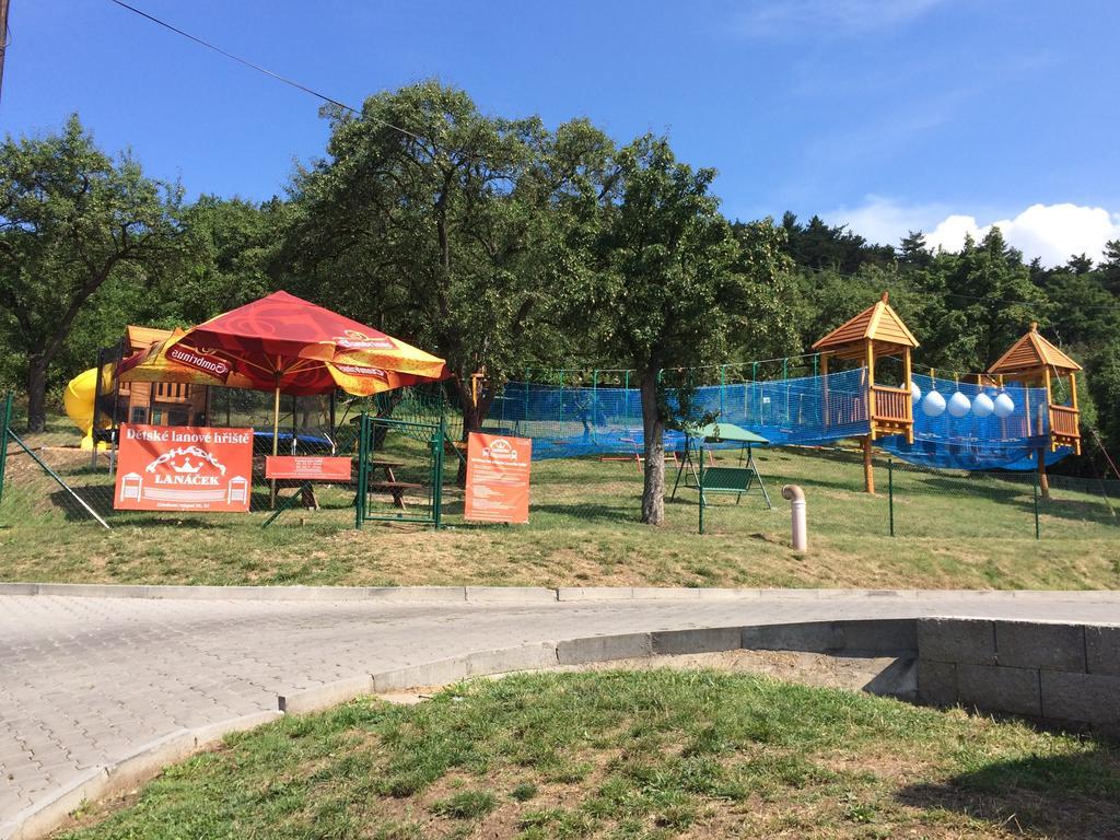 Hotel Pohadka Most Kültér fotó