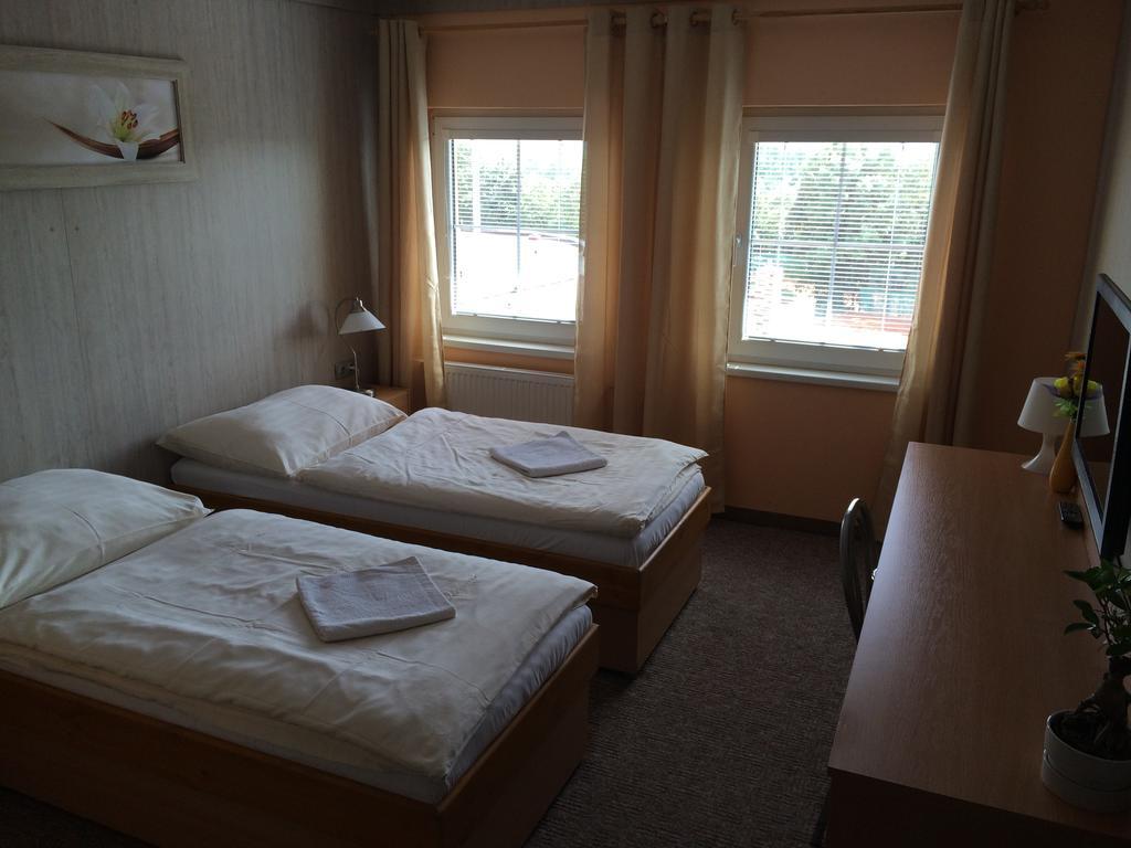 Hotel Pohadka Most Szoba fotó